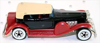 Black - Dark Red Int. & Fenders, Leo